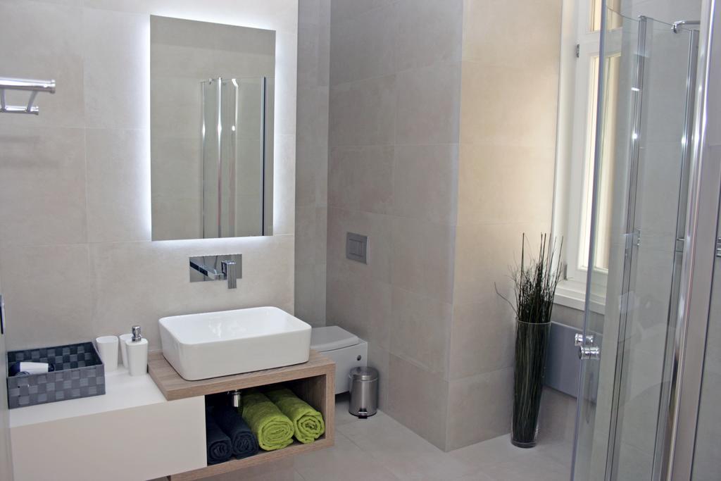 In The City Budapest Apartments Екстер'єр фото