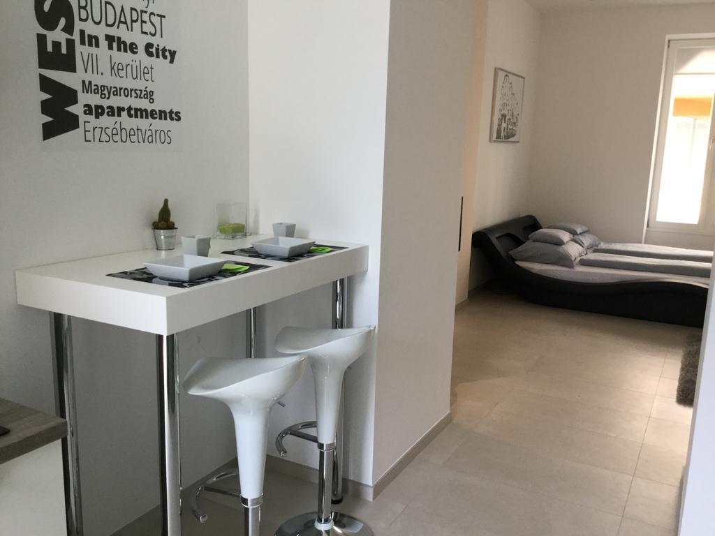 In The City Budapest Apartments Екстер'єр фото